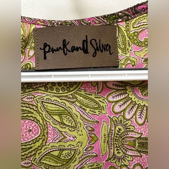 Beautiful bohemian 70% SILK 30% Viscose
maxi dress with bell sleeves - Picture 7 of 13